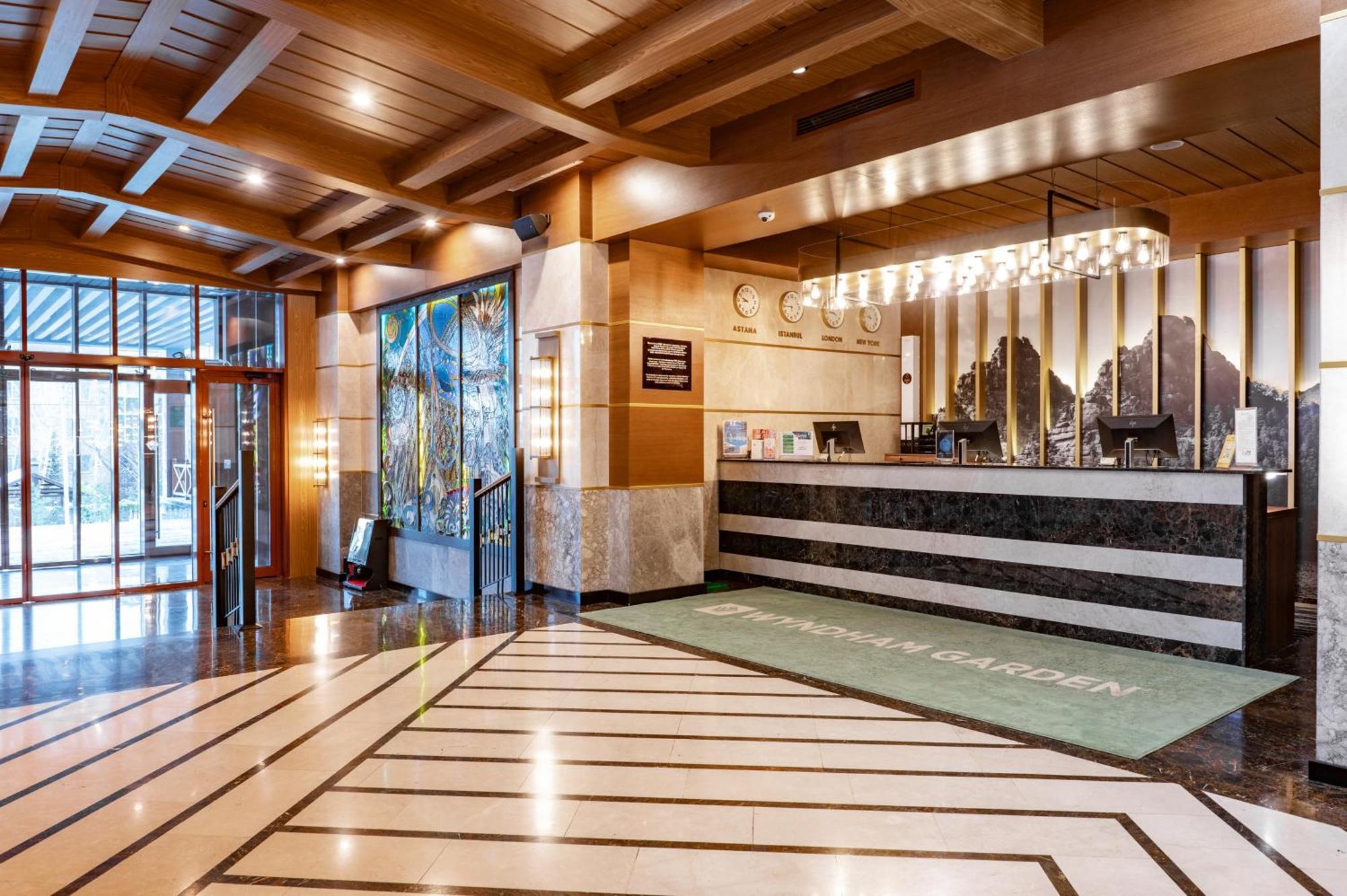 Wyndham Garden Burabay Hotel Eksteriør billede